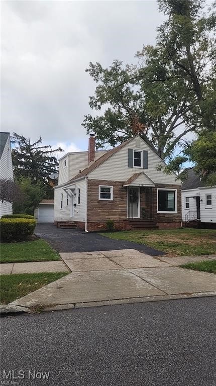 23621 Colbourne Road Euclid OH 44123