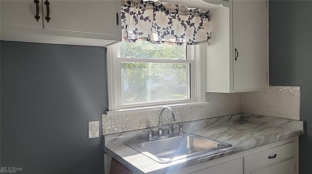 23621 Colbourne Road Euclid OH 44123