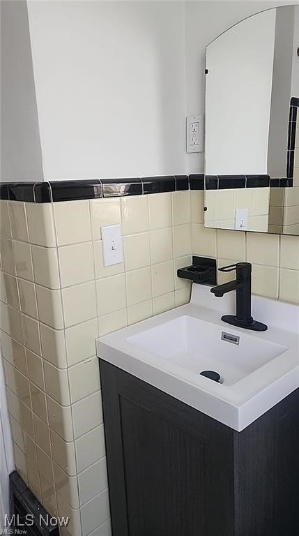 23621 Colbourne Road Euclid OH 44123