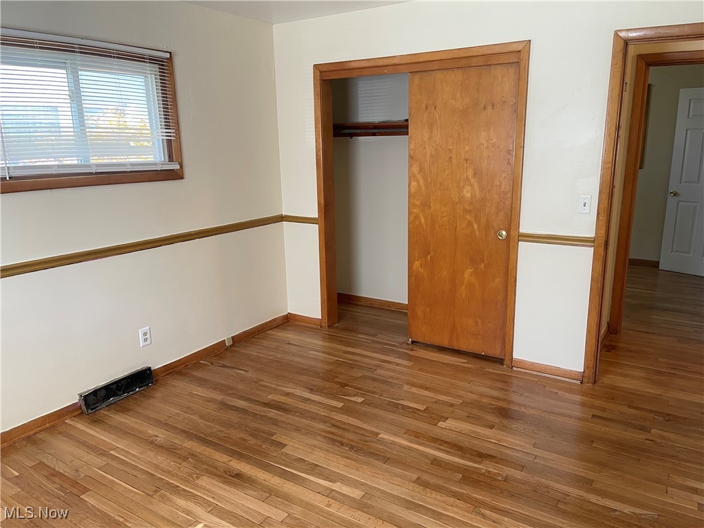 1166 Raymond Street NW Warren OH 44485