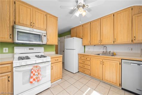 266 Franklin Drive Berea OH 44017
