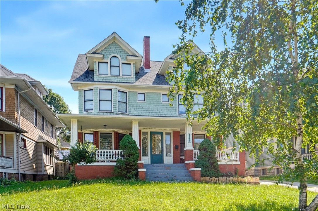 1463 E 105th Street Cleveland OH 44106