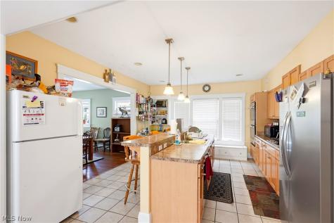 1463 E 105th Street Cleveland OH 44106