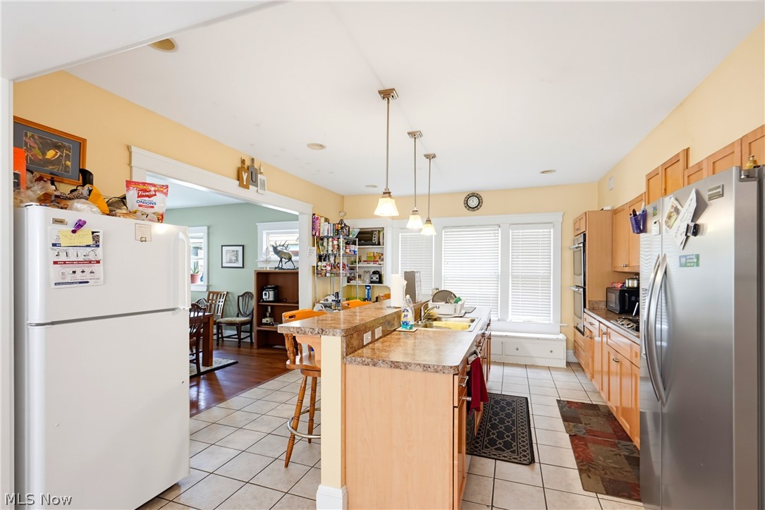 1463 E 105th Street Cleveland OH 44106