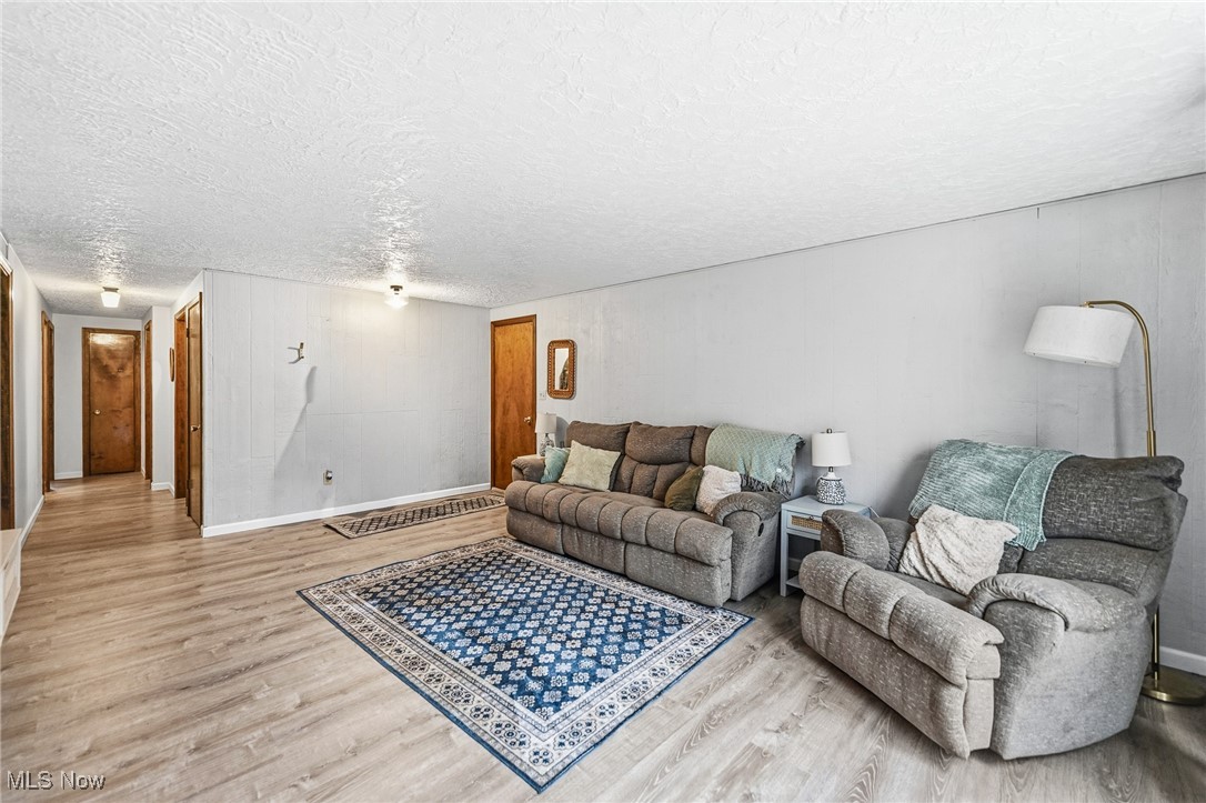 2974 Schotten Road Hubbard OH 44425
