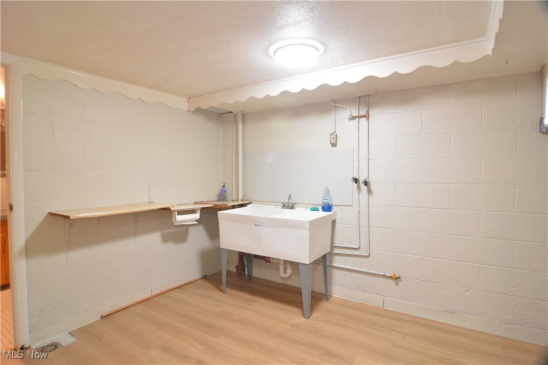 3402 Amherst Avenue Lorain OH 44052