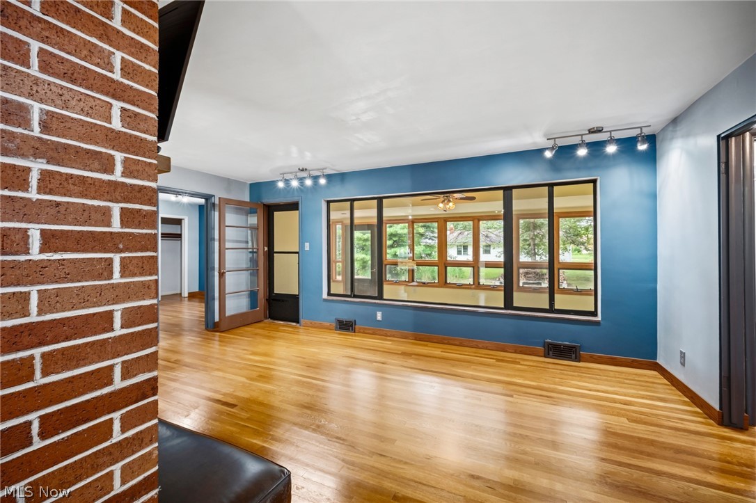 1287 Garman Road Akron OH 44313