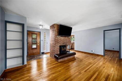 1287 Garman Road Akron OH 44313