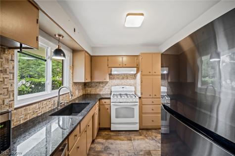 1287 Garman Road Akron OH 44313