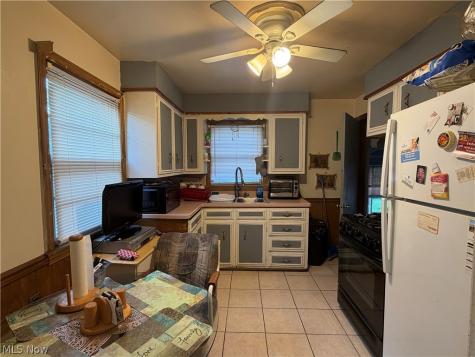 712 E Laclede Avenue Youngstown OH 44502