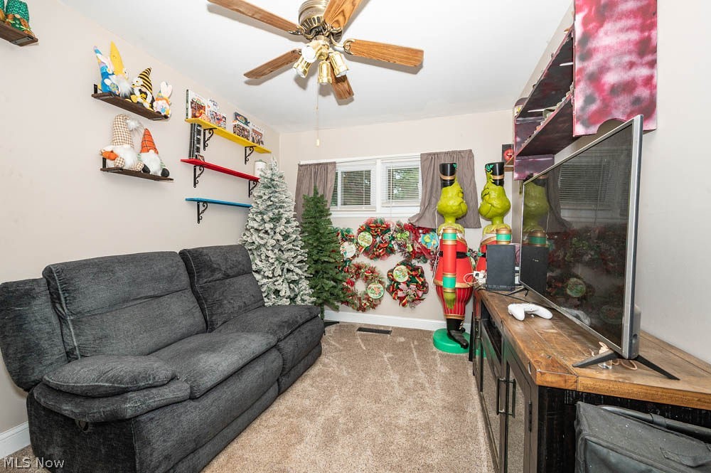 1572 Merle Road Salem OH 44460
