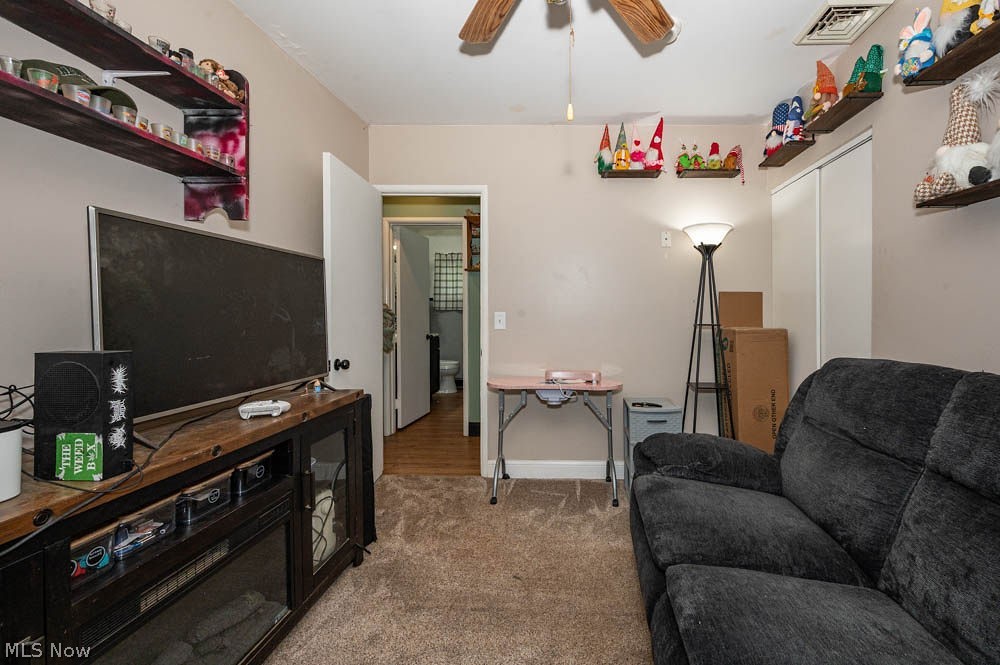 1572 Merle Road Salem OH 44460