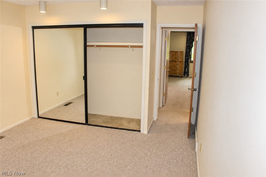 10816 Meadowgrass Road Strongsville OH 44149