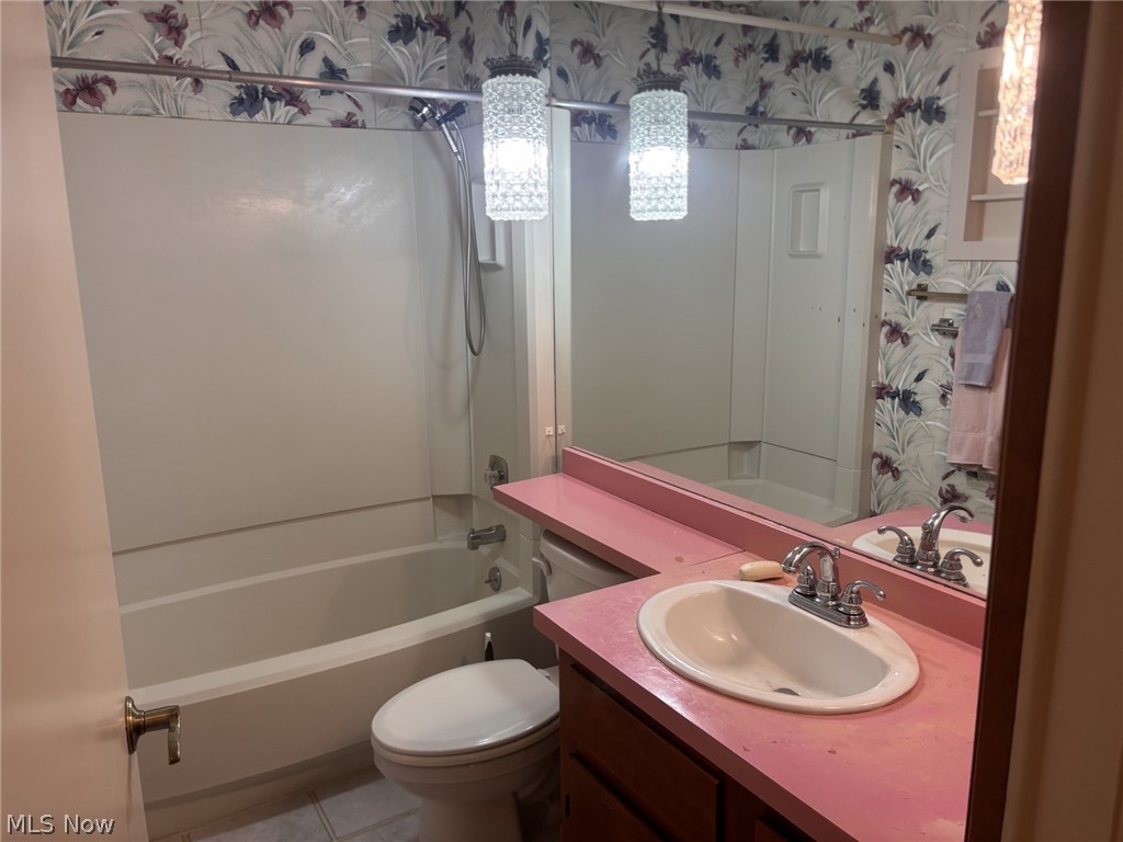 10816 Meadowgrass Road Strongsville OH 44149