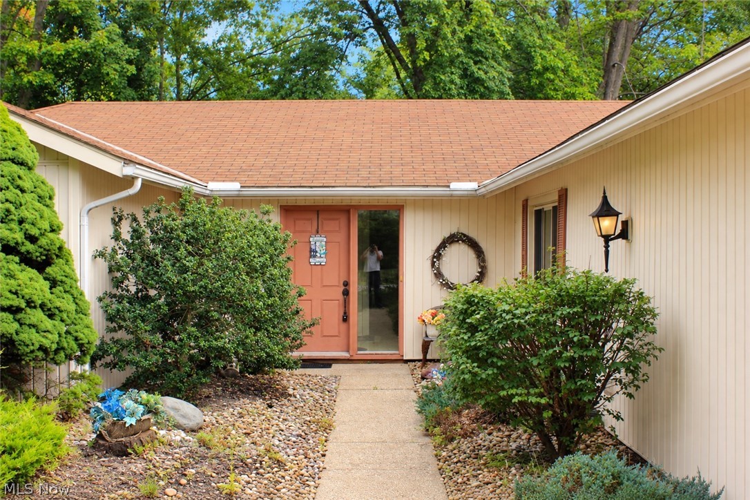10816 Meadowgrass Road Strongsville OH 44149