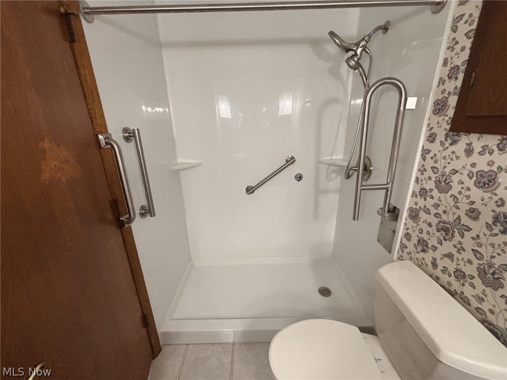 10816 Meadowgrass Road Strongsville OH 44149