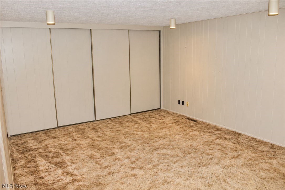 10816 Meadowgrass Road Strongsville OH 44149