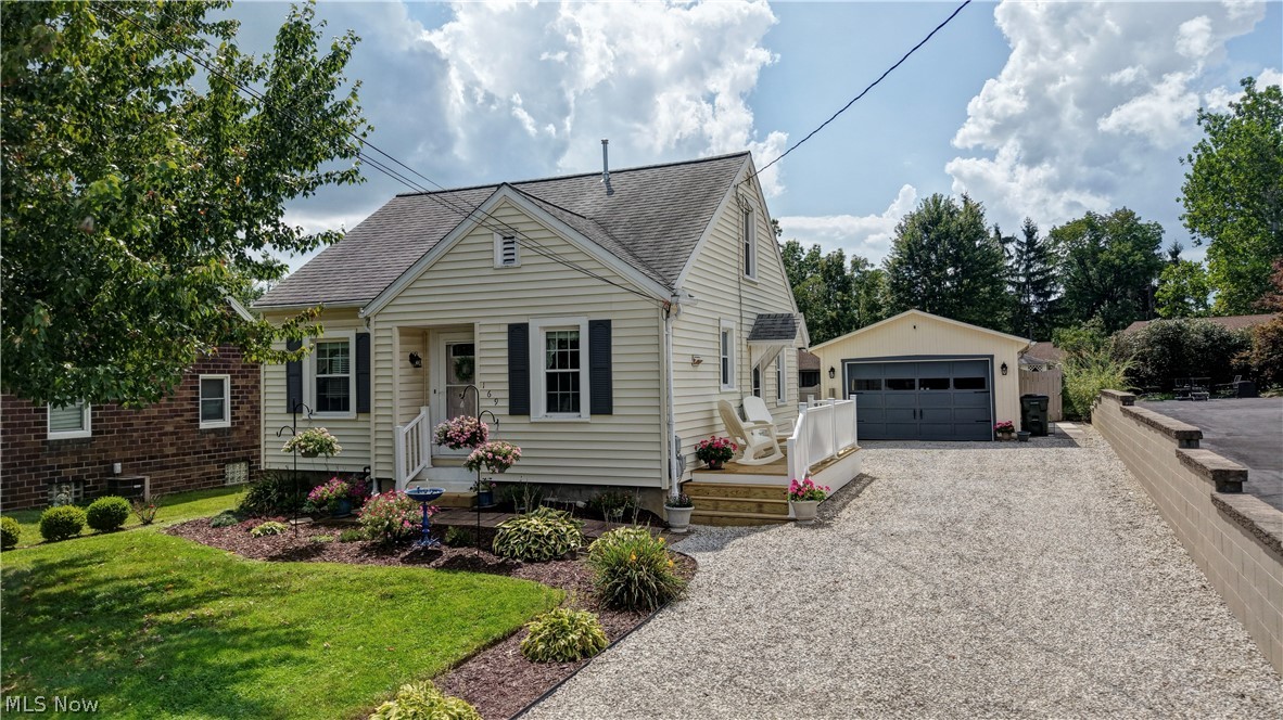 169 S Milton Street Smithville OH 44677