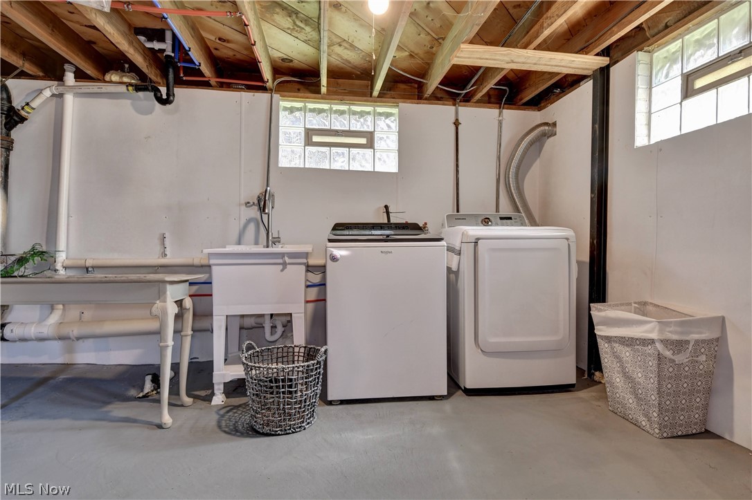 169 S Milton Street Smithville OH 44677
