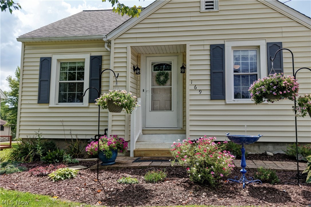 169 S Milton Street Smithville OH 44677