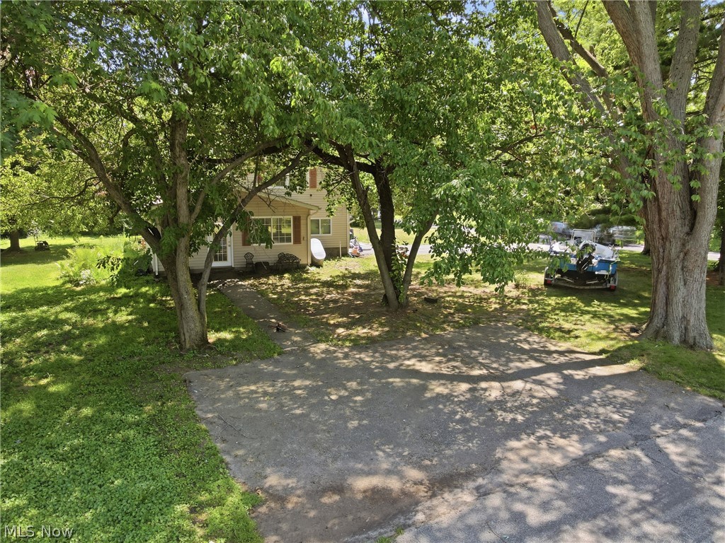 1941 Bathgate Avenue Madison OH 44057