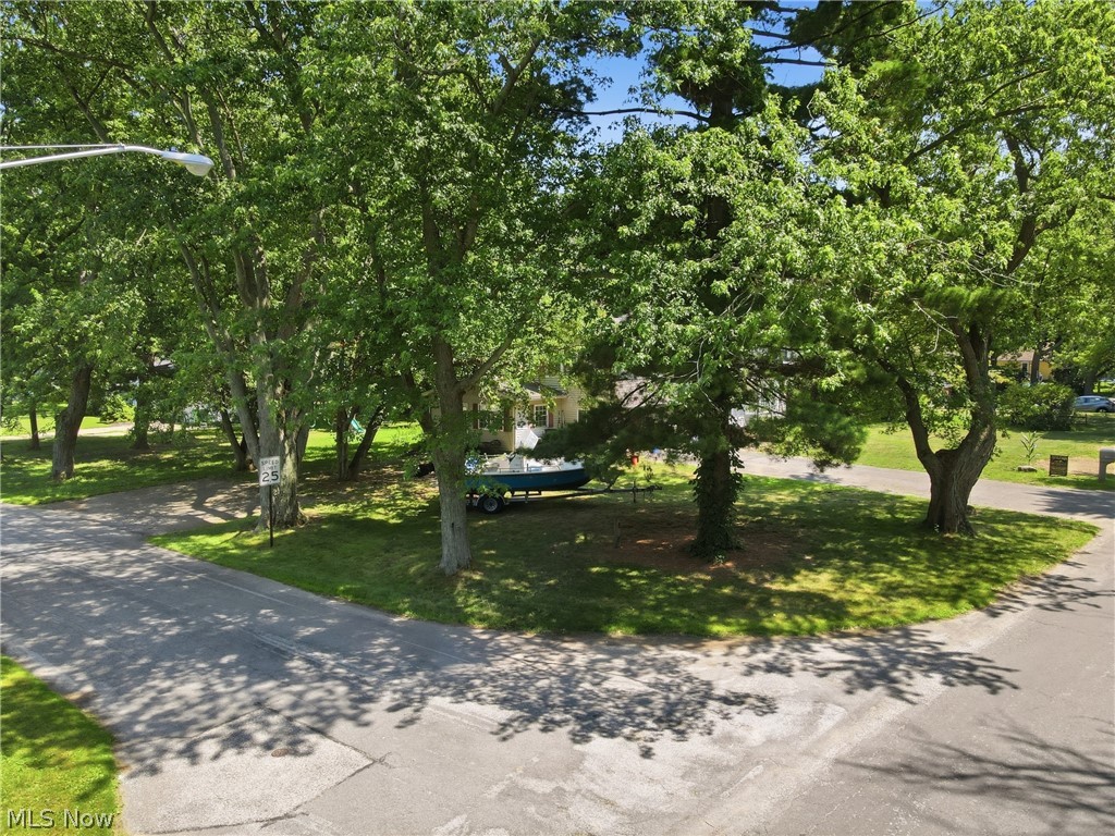 1941 Bathgate Avenue Madison OH 44057