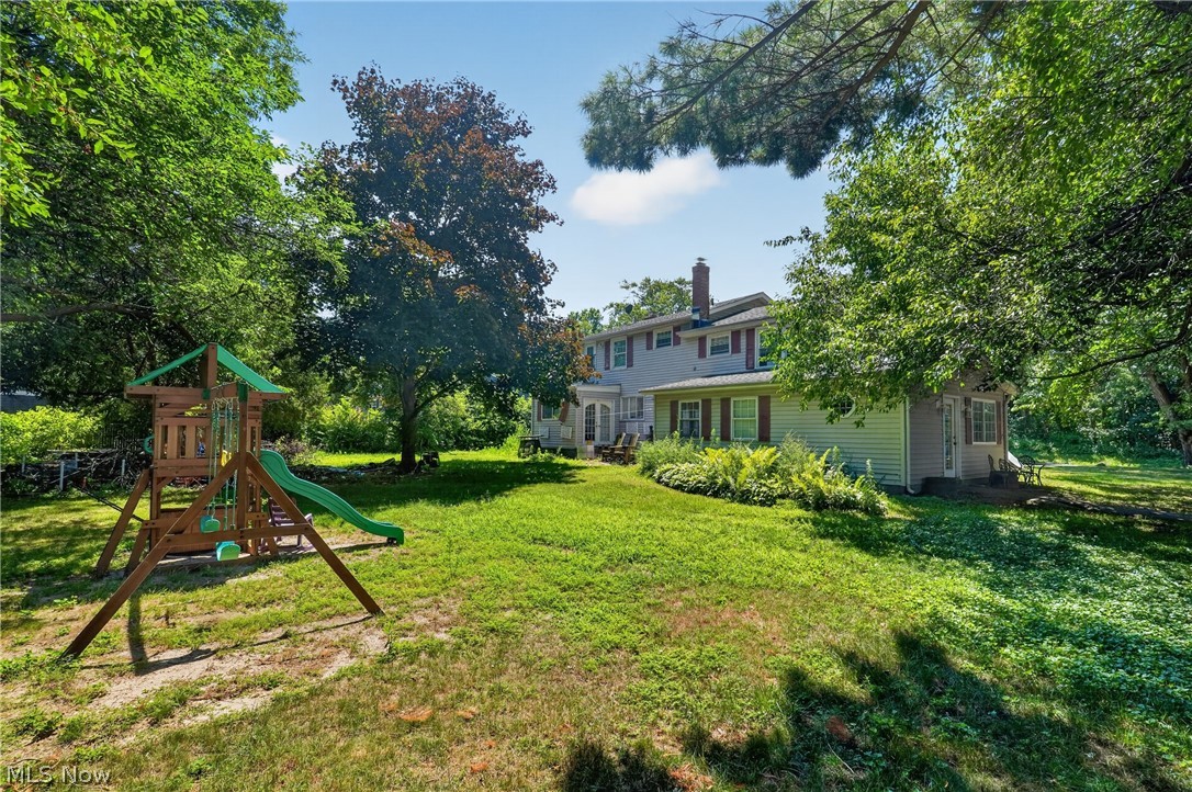 1941 Bathgate Avenue Madison OH 44057