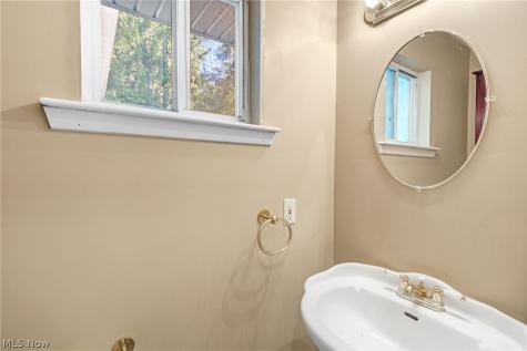 2527 Monica Drive Richfield OH 44286