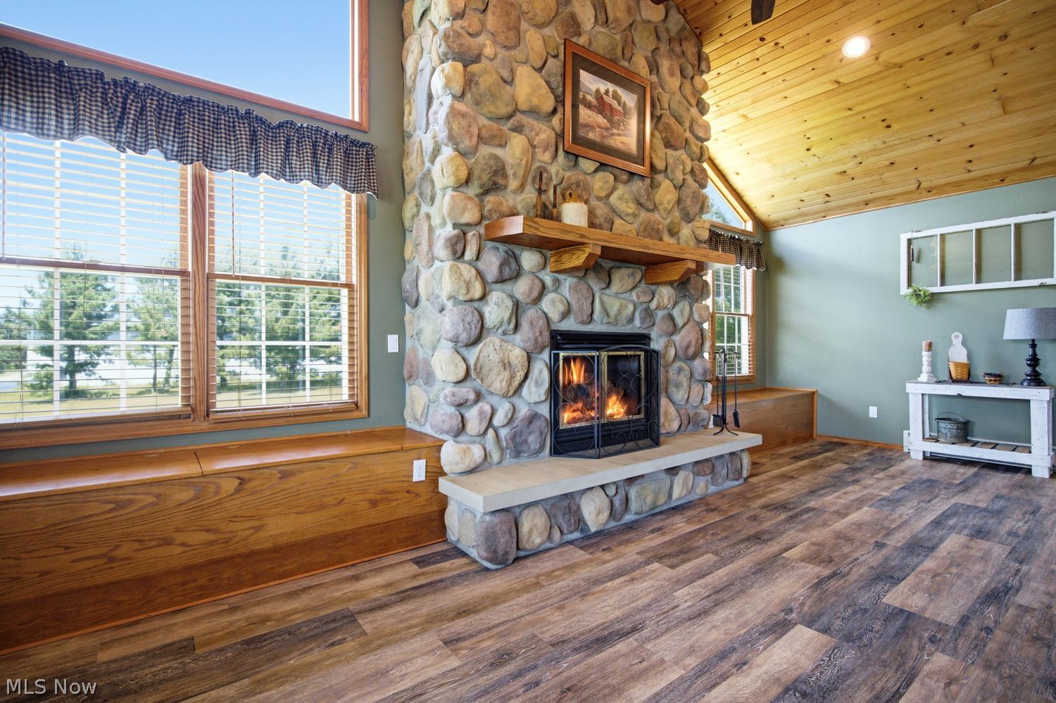 17095 Mennell Road Grafton OH 44044