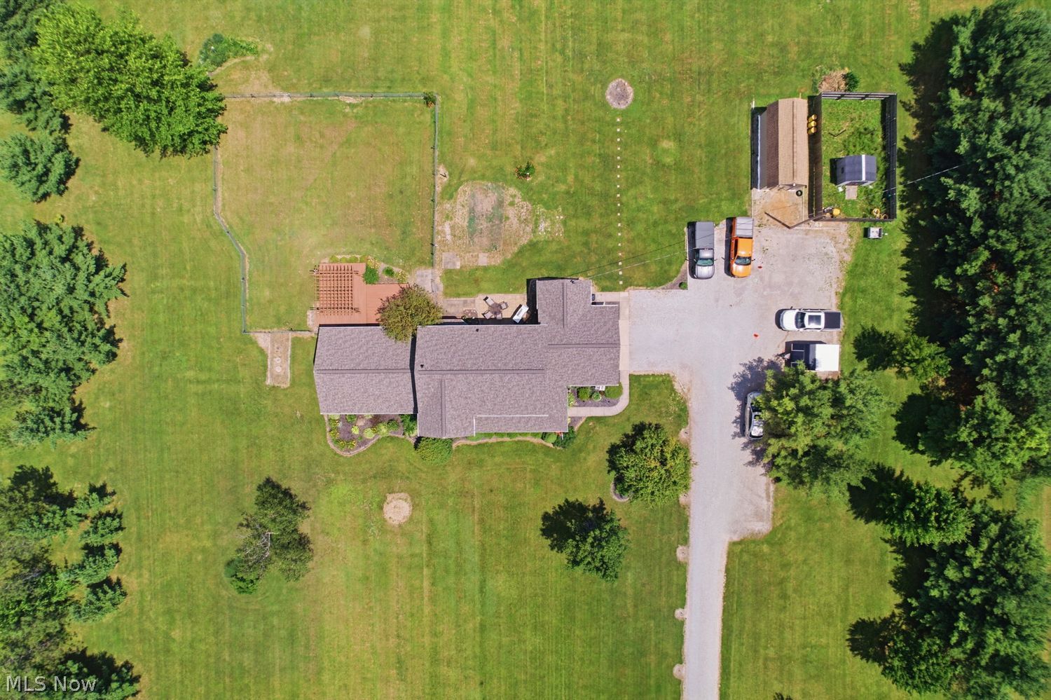 17095 Mennell Road Grafton OH 44044