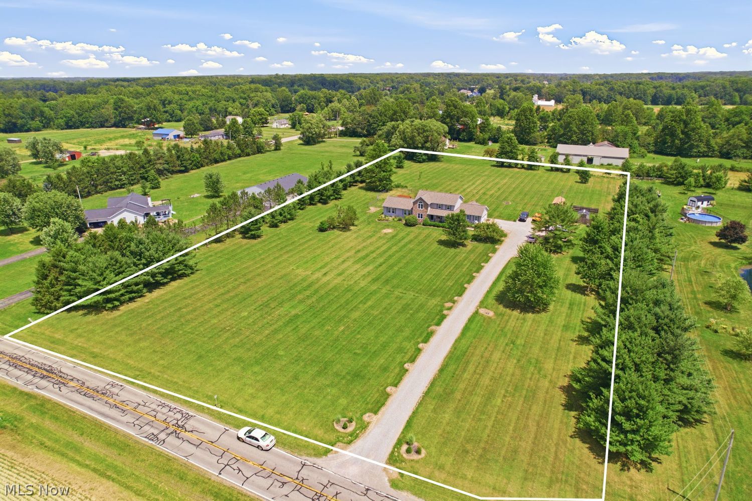 17095 Mennell Road Grafton OH 44044