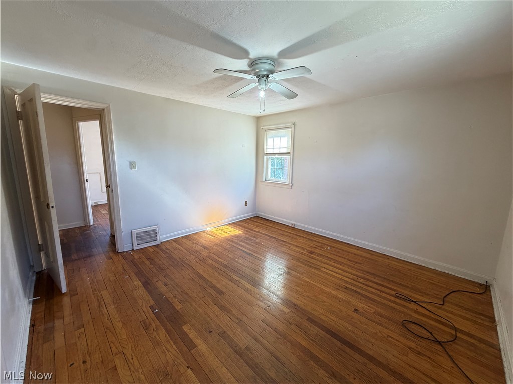 335 E 250th Street Euclid OH 44132