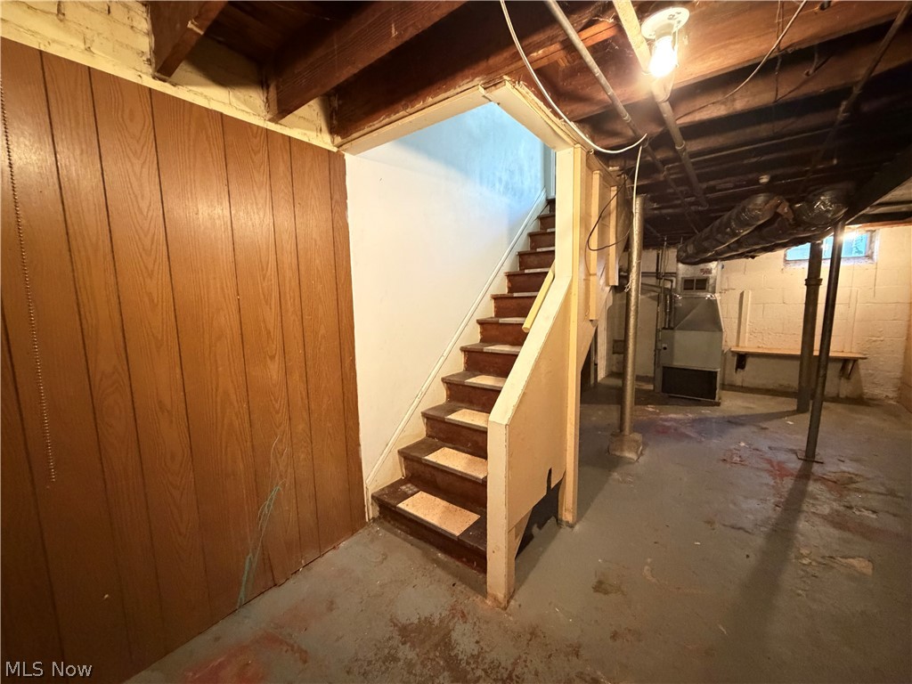 335 E 250th Street Euclid OH 44132