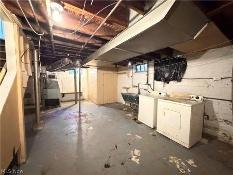 335 E 250th Street Euclid OH 44132