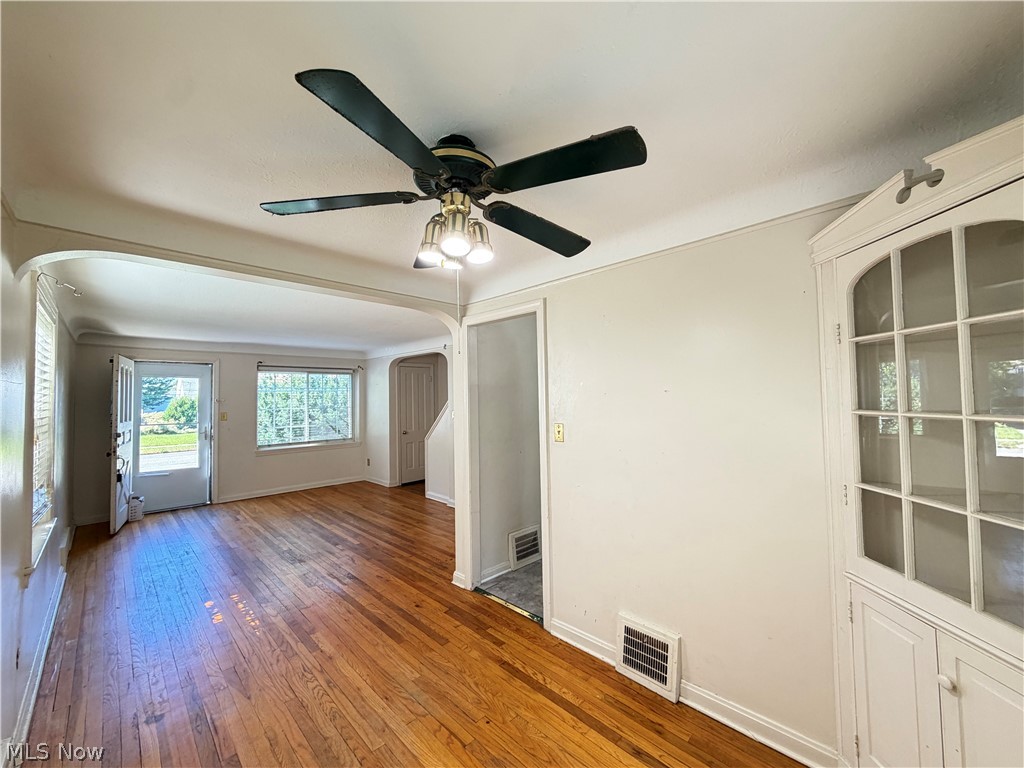 335 E 250th Street Euclid OH 44132