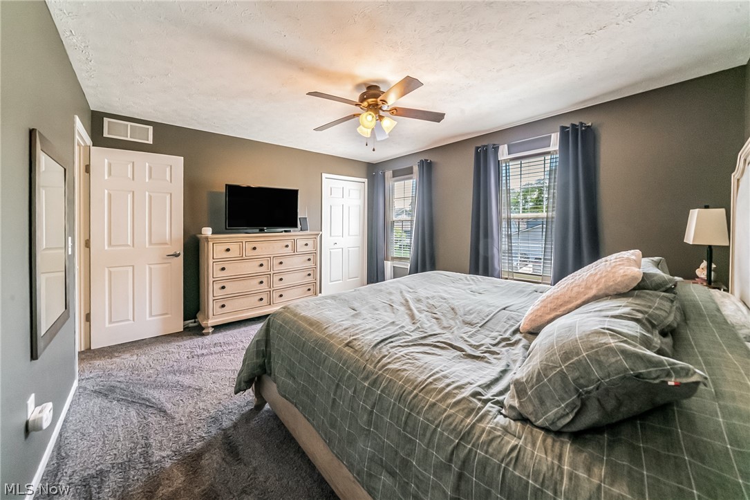 35350 Woodbine Street North Ridgeville OH 44039