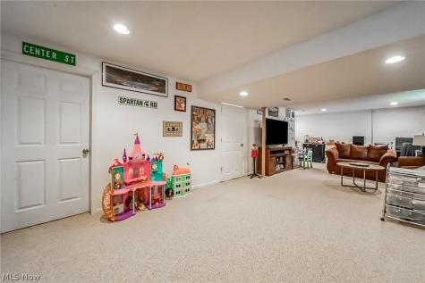35350 Woodbine Street North Ridgeville OH 44039