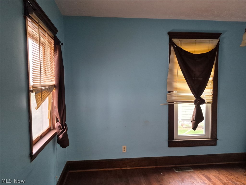 433 Woodlawn Cambridge OH 43725