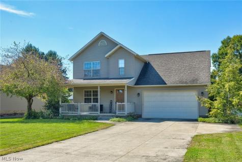 6107 Sky Ridge Avenue NE Louisville OH 44641