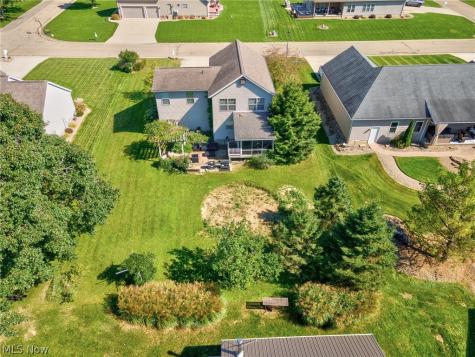 6107 Sky Ridge Avenue NE Louisville OH 44641