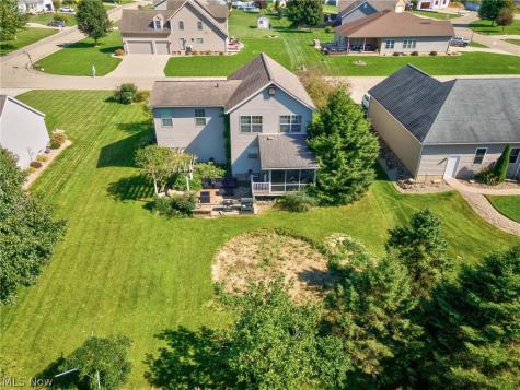 6107 Sky Ridge Avenue NE Louisville OH 44641