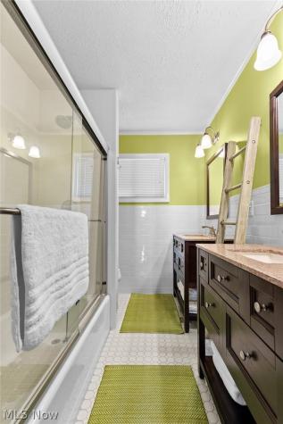 120 Cheyenne Trail Malvern OH 44644