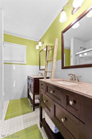 120 Cheyenne Trail Malvern OH 44644