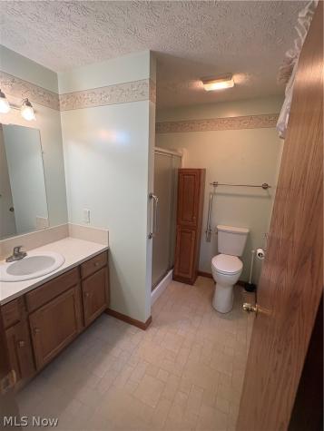 4825 Woodstone Avenue NW Canton OH 44647