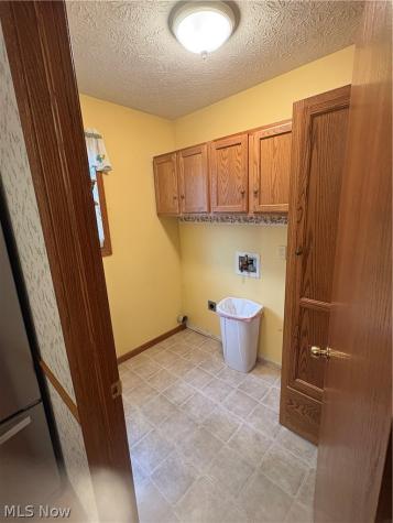 4825 Woodstone Avenue NW Canton OH 44647