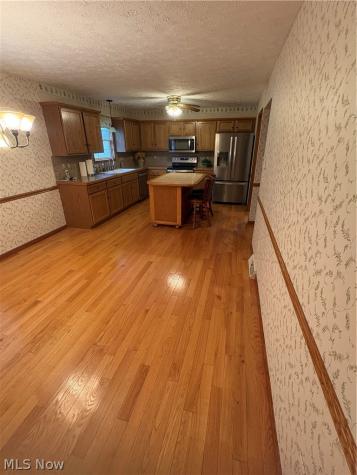 4825 Woodstone Avenue NW Canton OH 44647
