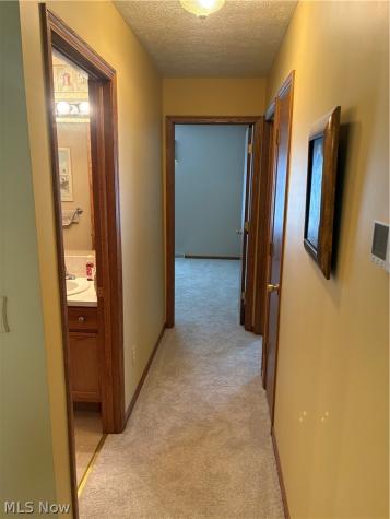 4825 Woodstone Avenue NW Canton OH 44647