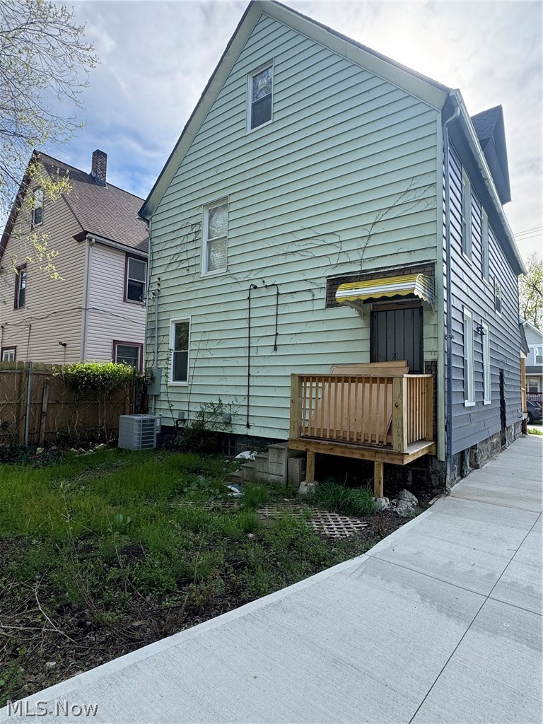 2201 E 86th Street Cleveland OH 44106