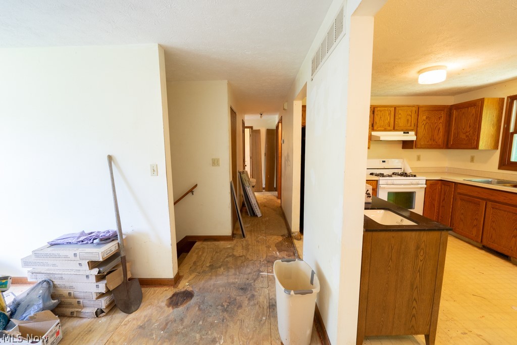 1777 Barnes Drive Wooster OH 44691