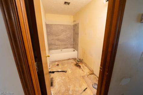 1777 Barnes Drive Wooster OH 44691